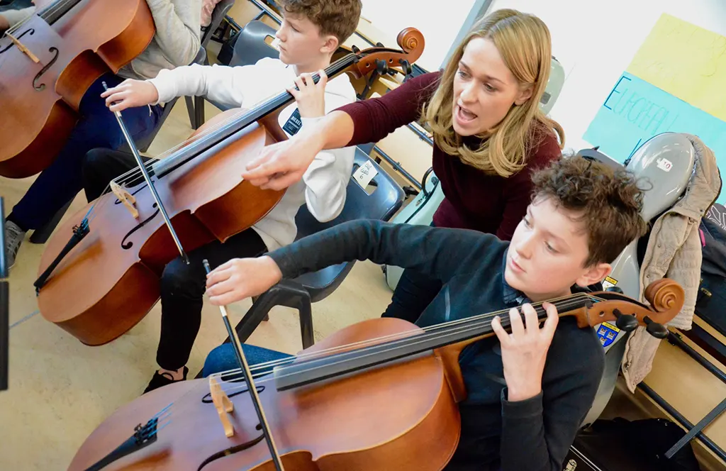 CUI Intro Cellos Aoife and Cellos
